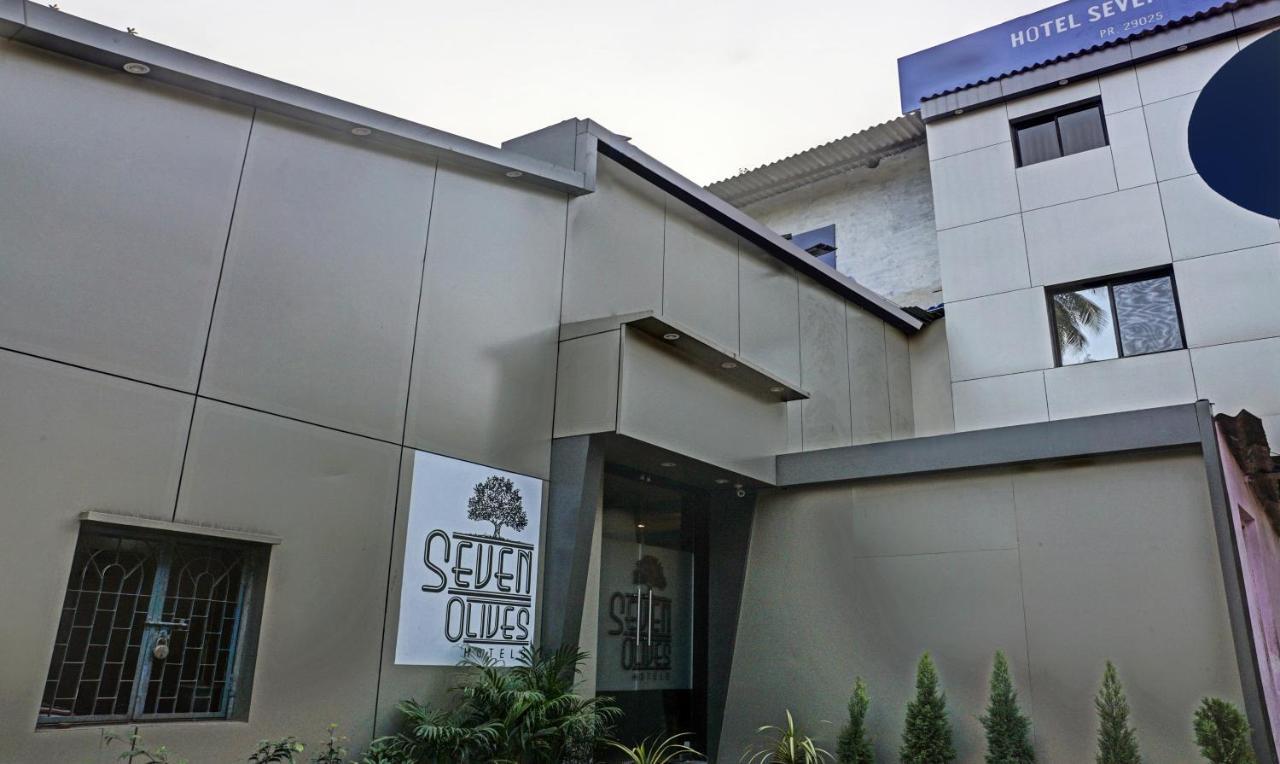 Treebo Trip Seven Olives Andheri Bombaj Exteriér fotografie